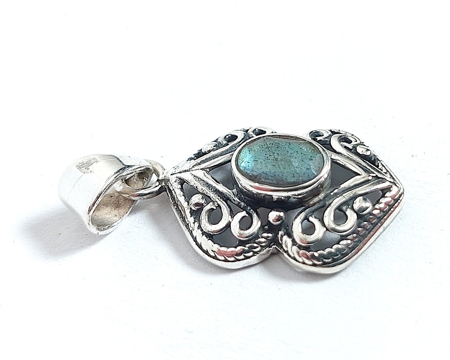 Keltisches Doppelherz mit Edelstein