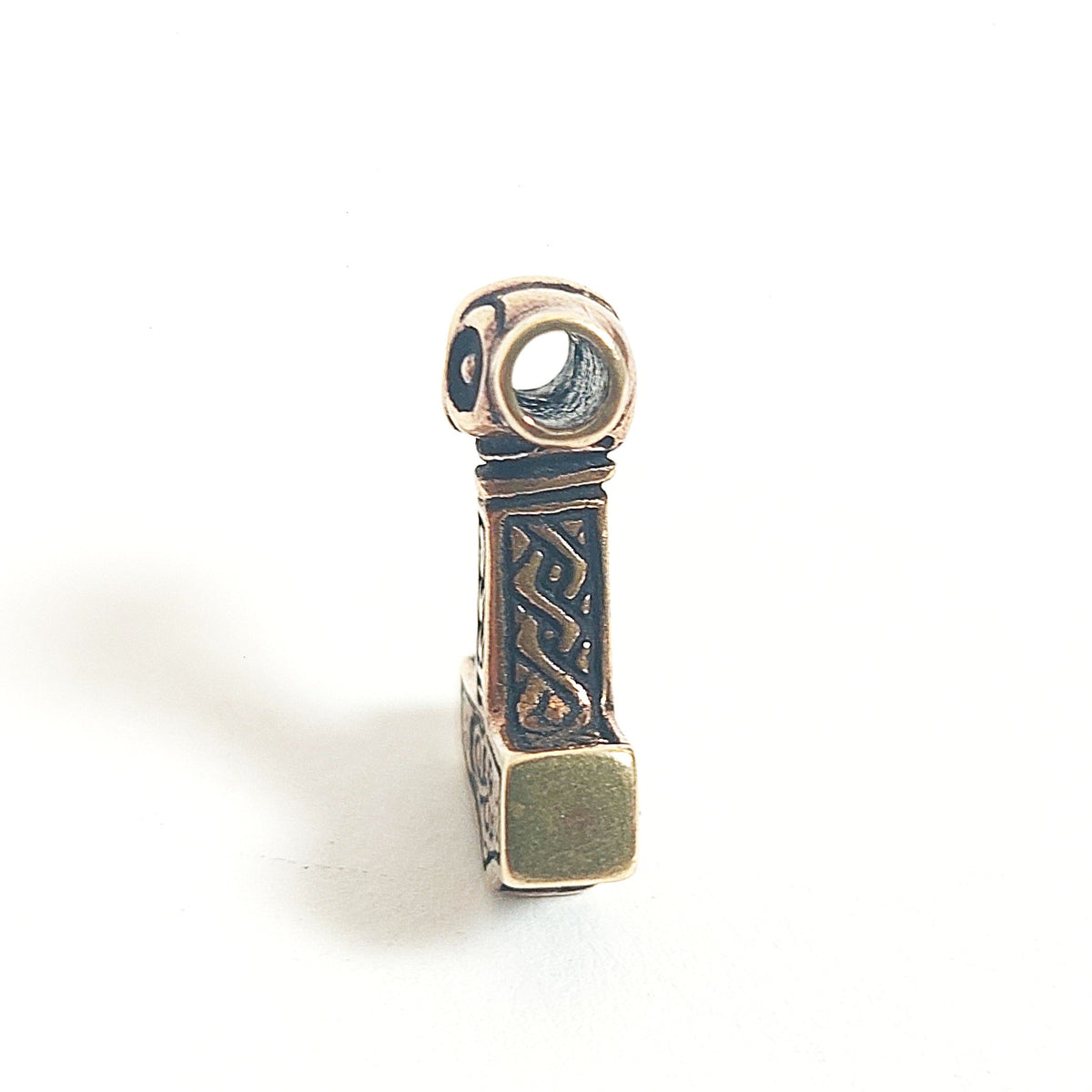 Thorshammer von Ödeshög - Kleines Wikingeramulett aus Silber oder Bronze