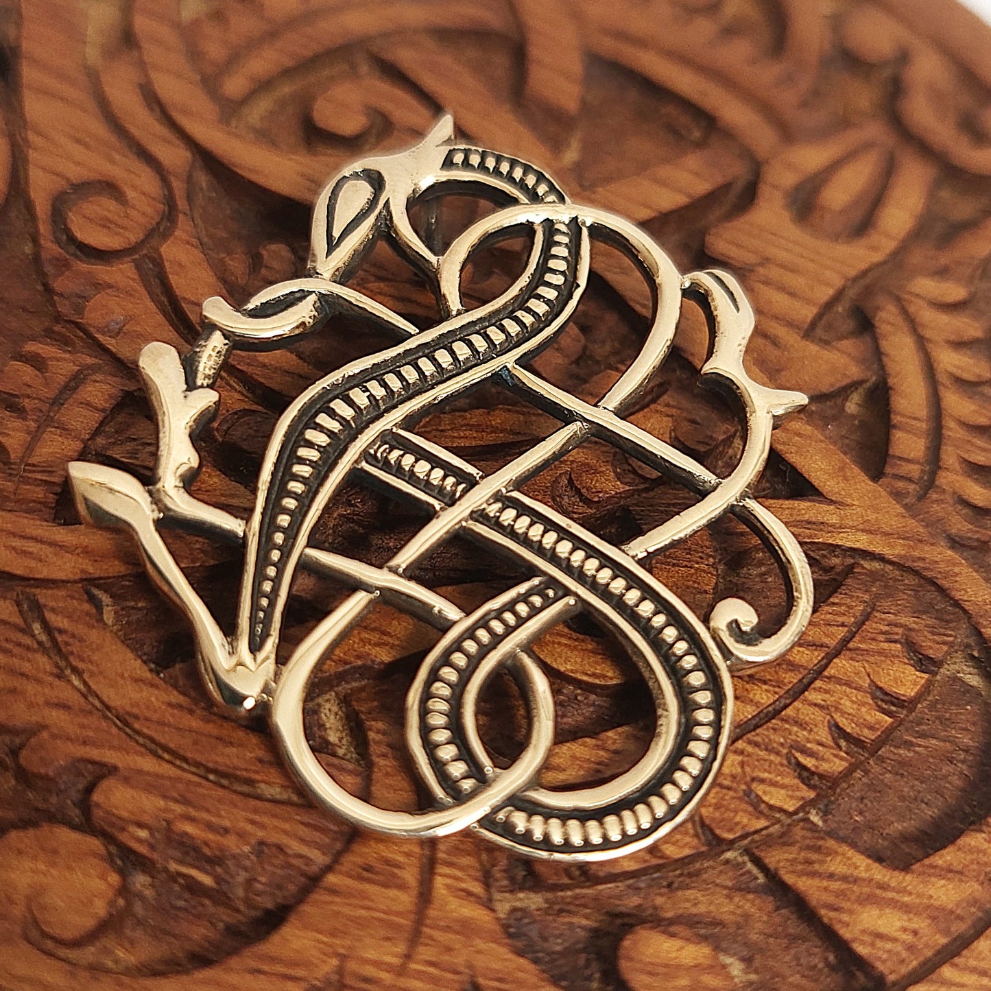 Midgardschlange aus Bronze