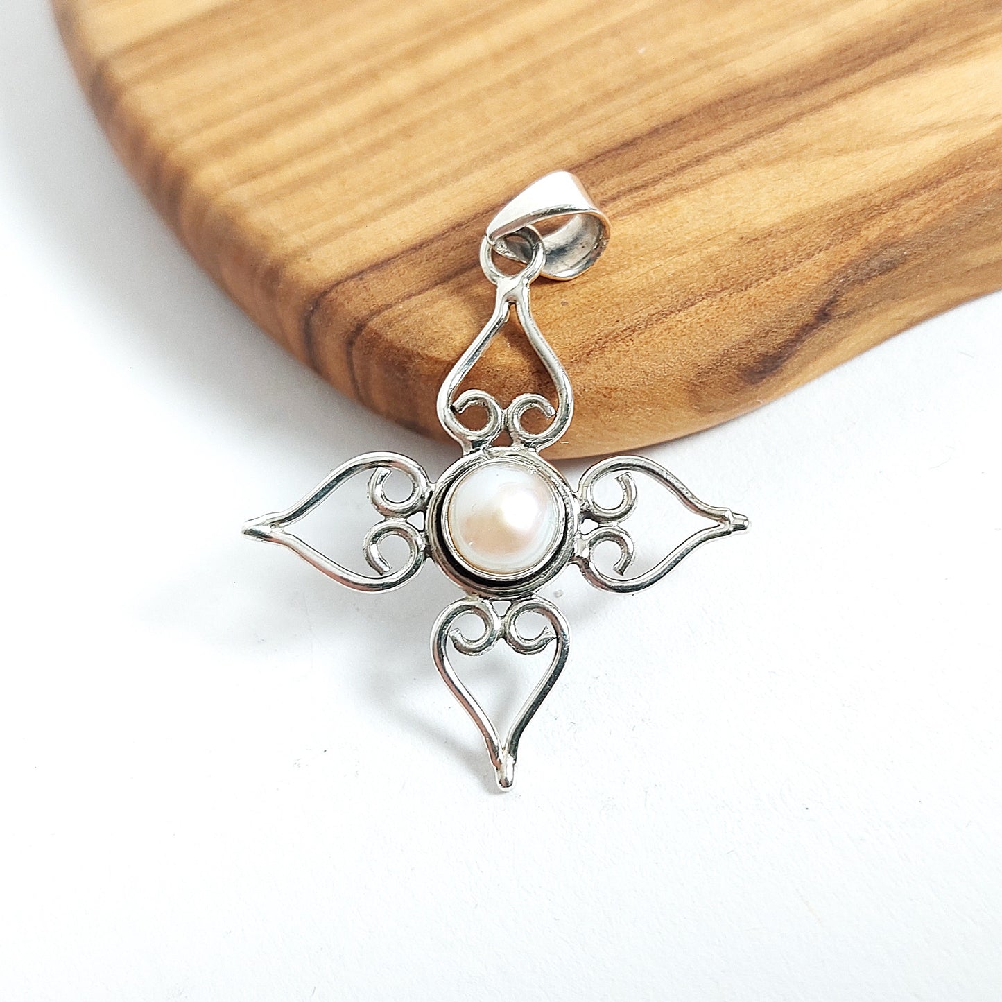 Stern mit magischer Perle