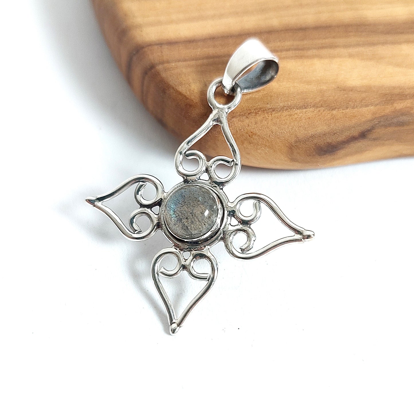 Stern mit magischer Perle