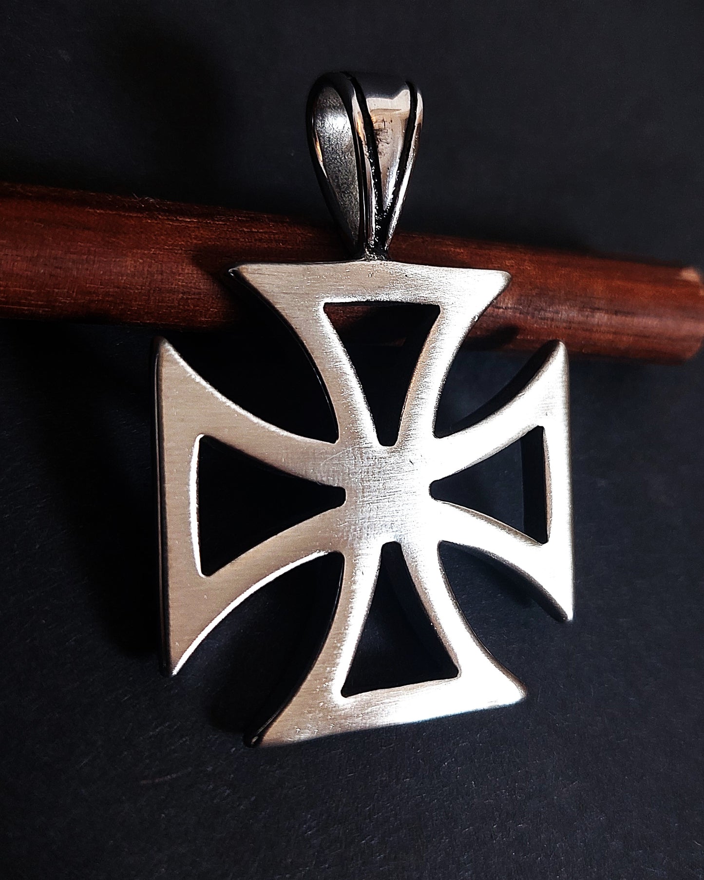 Eisernes Kreuz großer Anhänger aus Edelstahl