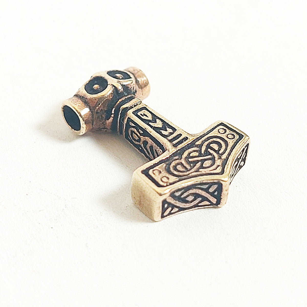 Thorshammer von Ödeshög - Kleines Wikingeramulett aus Silber oder Bronze